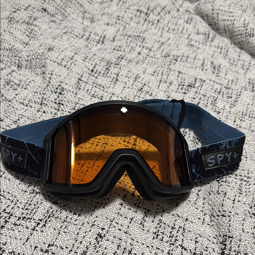 SPY Raider Black and Orange Ski Goggles.